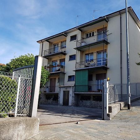 Ferienwohnung Casa Elena Albese Con Cassano Exterior foto