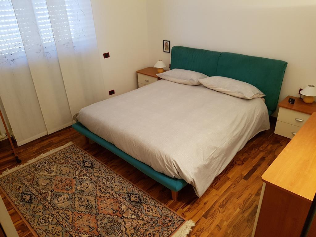 Ferienwohnung Casa Elena Albese Con Cassano Exterior foto