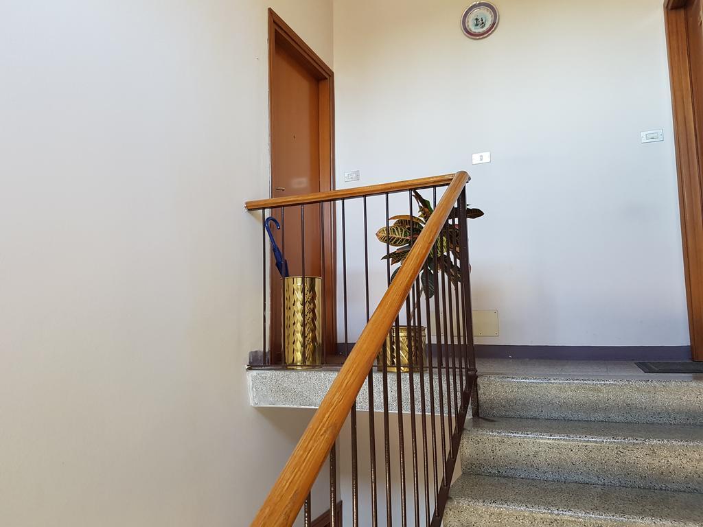 Ferienwohnung Casa Elena Albese Con Cassano Exterior foto